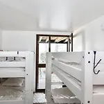 Maison Bois Au Bord Du * ラカノー