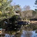Maison Bois Au Bord Du * ラカノー