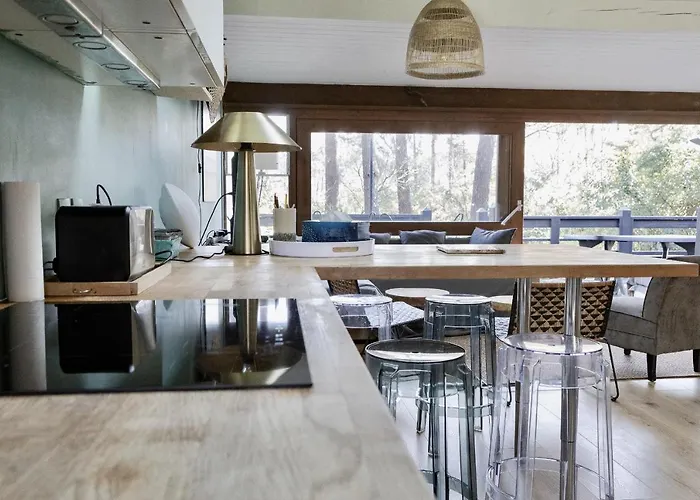 Maison Bois Au Bord Du شاليه *