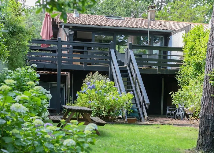 Maison Bois Au Bord Du شاليه *