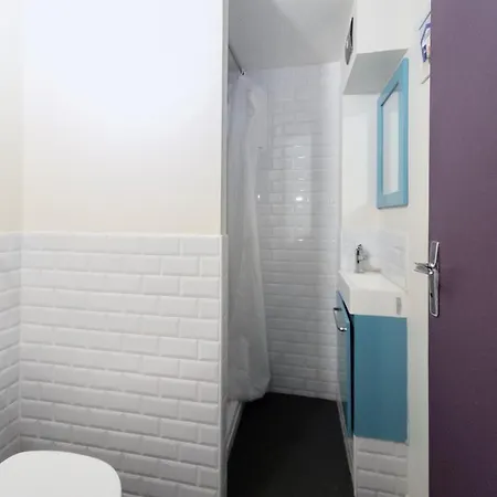 Maison Bois Au Bord Du *